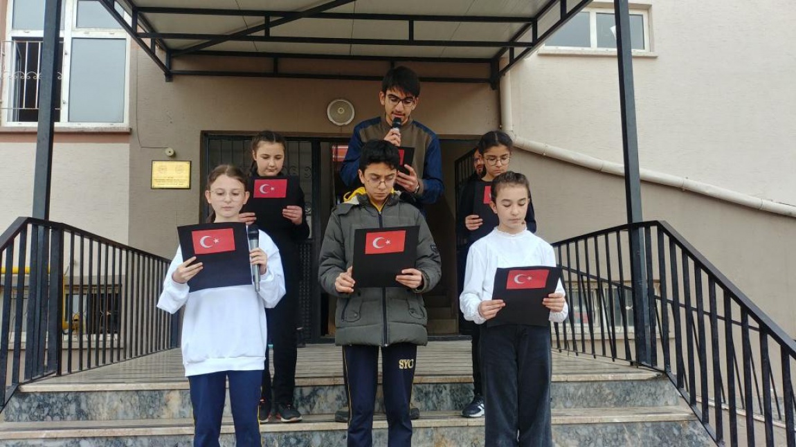 Okulumuzda 12 Mart İstiklal Marşının Kabulü ve Mehmet Akif ERSOY'u Anma Programı Yapıldı